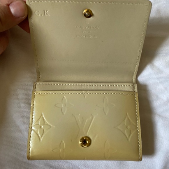 Louis Vuitton Card Holder - Picture 2 of 6